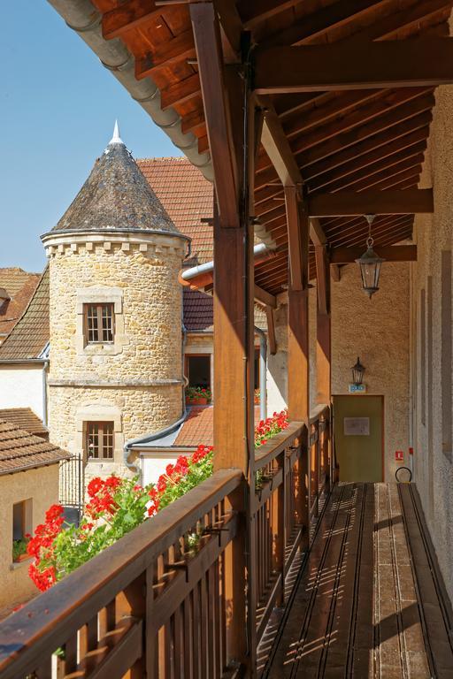 Logis Des Trois Maures Hotel Couches Exterior photo
